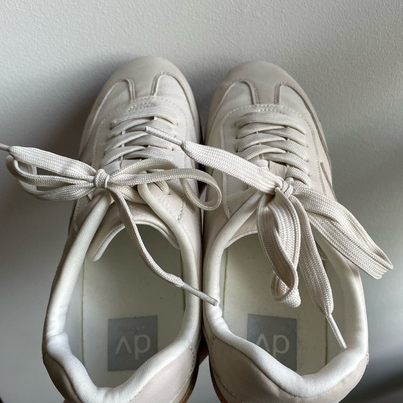 SOLD on another platform  Dolce Vita Cream and Tan Retro Sneakers - Picture 7 of 7